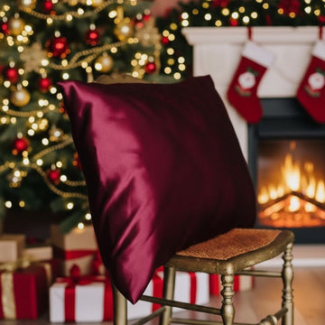 Idée Cadeau Femme 2025 : Pourquoi la Taie en Soie est le "Luxe Utile" que tout le monde s'arrache