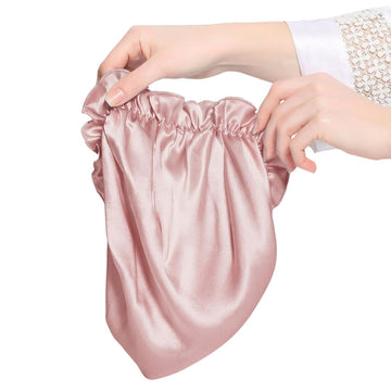 Comment éliminer les cheveux électriques avec la soie : Bonnet & Taie SILKHOUSE