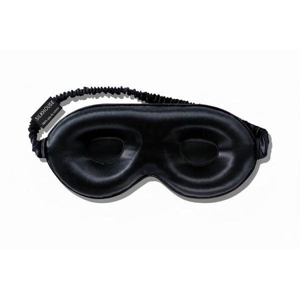 Masque de nuit 3D en soie 22 mommes SILKHOUSE – détail de la matière et des finitions